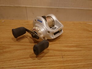 sr1234 228 SHIMANO CHINUMATIC 1000XT シマノ チヌ リール 釣り具 釣具 釣り 現状品 中古