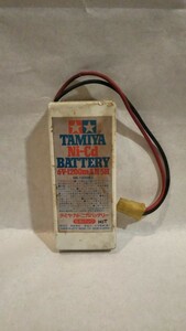 《当時物》［タミヤ カドニカバッテリー 5本パック 6V-1200mAH］TAMIYA Ni-Cd BATTERY