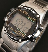 ラスト１点/鉄板タフネスモデル!!【アメリカンデジタルの王道!!新品】TIMEX タイメックス ダイバーズウォッチ メンズ 防水性能100m 銀/黒_画像3