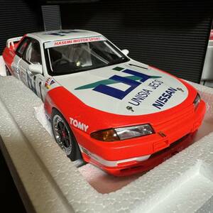 未展示品　オートアート　1/18 スカイライン GT-R R32 グループA 1993 UNISIA JECS Limited