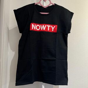 CANDY STRIPPER NOWTY Tシャツ