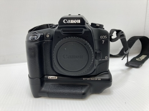 下松)Canon キヤノン フィルム一眼レフ カメラ EOS7ボディ バッテリーパック BP-300付き 現状品 ◆★F231211R03B KN11A