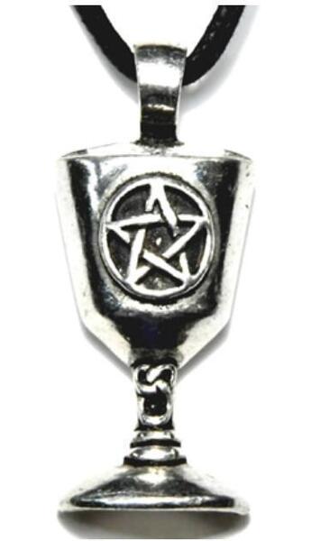 AzureGreen Wicca Well Being Amulet 女性性象徴