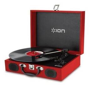 即決◆新品◆送料無料ION AUDIO VINYL TRANSPORT Red ポータブル トランク型 レコードプレーヤー