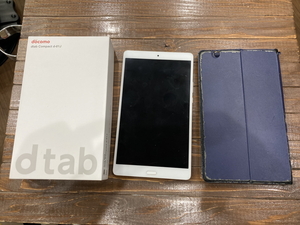 □ docomo dtab Compact d-01J Gold 16GB HUAWEI ケース付き ネットワーク利用制限○ 美品 USED