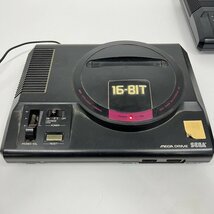 通電確認 SEGA/セガ MEGA DRIVE/メガドライブ 16BIT 本体 コントローラー HAA-2510 メガアダプター レトロゲーム_画像2