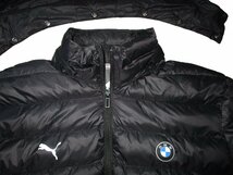 新品 冬物 日本サイズ M 定価1.54万 PUMA × BMW Motorsports フード付 中綿入り ダウン調 ジャケット 黒 ダウンジャケット メンズ プーマ_画像4