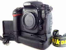 送料無料!! Nikon D300S ボディ MB-D10 バッテリーグリップ セット 人気 完動 美品 一眼レフ フィルム カメラ ニコン Camera SLR Battery_画像1