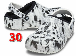 送料無料【30cm】ボア付き クロックス バヤ ラインド プリンテッド クロッグ BAYA PRINTED LINED CLOG CROCS カラー: White / Grey m12