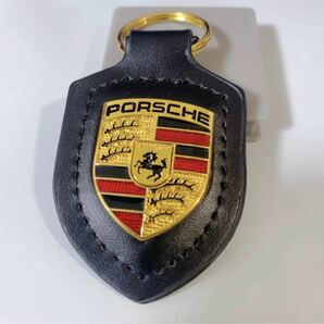 キーホルダー　PORSCHE ポルシェ クレスト キーホルダー　箱付いていない　ブラック