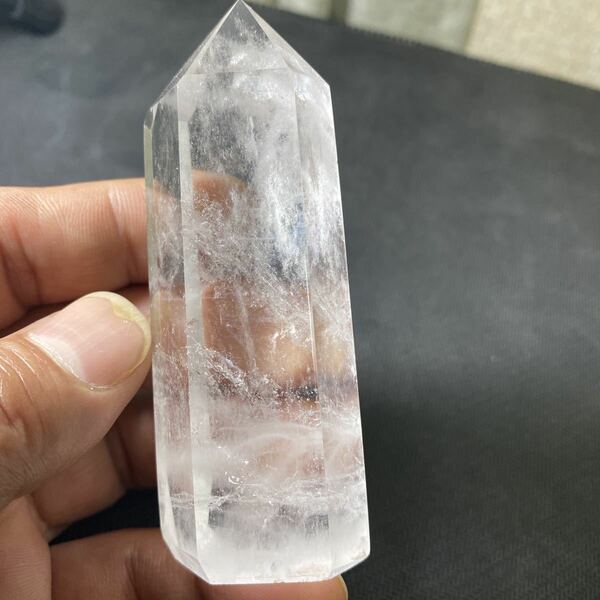 ブラジル産白い 水晶クラスター 能量六角柱　(幸運水晶原石)006