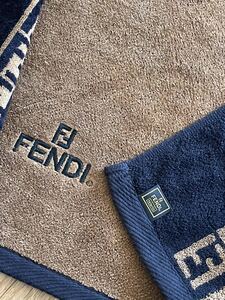 新品未使用★廃盤品★ FENDI ズッカ柄大判サイズバスタオル ハーフケット フェンディ 