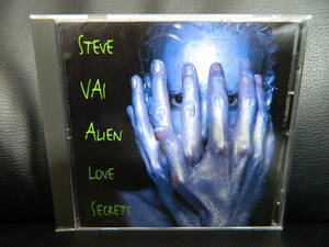 (19)　 STEVE VAI　　/　 ALIEN LOVE SECRETS　　 　日本盤　 　 ジャケ、日本語解説 経年の汚れあり　発送は1/5からです。