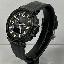 良品 箱説付 PROTREK PRG-600Y-1JF サファリ タフソーラー アナデジ 方位/気圧/高度/温度計搭載 トリプルセンサー ブラック 反転液晶 _画像7