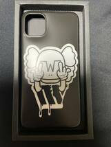 B75 カウズ　kaws iPhone11ケース　カバー　マット感　スマホケース　アイフォン11_画像2