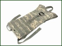 okinawa　base　米軍放出品　軍　実物　米陸軍　U.S.ARMY　ACU　MOLLE Ⅱ　ハイドレーション　キャリア　③_画像1