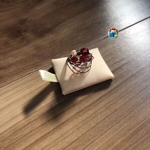 指輪/リング/ビーズ/赤