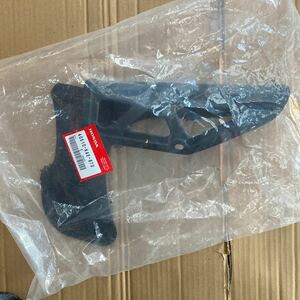 チェーンカバー ホンダ 純正　XLR125R XLR200R JD16 MD29 40510-KAE-870　 新品　在庫品