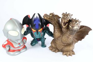 【3点】 ウルトラマン お菓子BOX 円谷プロ ユニファイブ 宇宙超怪獣 キングギドラ 貯金箱 デビルマン ソフビ人形 フィギュア 特撮 0456-MS