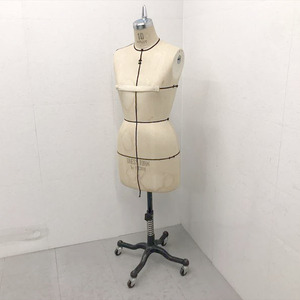 C1552NU price cut!10 number torso Taiyou industrial arts DRESS FORM 1st Edition No.584 for women body with casters . mannequin dressmaking store * business use 