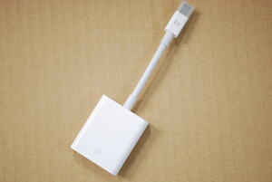 【ジャンク品、パッケージ無し】アップル　Apple　A1307　Mini DisplayPort - VGA アダプタ MB572Z／B