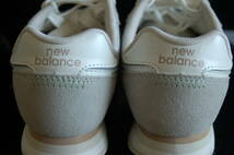 New Balance　スニーカー、Classic373,22.5cm、グレーカラー_画像2