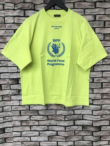 極美品★BALENCIAGA バレンシアガ★541874 TCV36 5677 2018 World Food Programme WFPロゴプリントクルーネックTシャツ