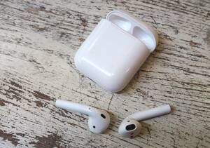 ◆Apple アップル ワイヤレスイヤホン エアーポッズ AirPods 第2世代 A1602 イヤホン+ケースのみ ◆