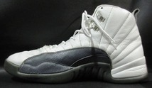 定価23,100円 ナイキ NIKE エアジョーダン 12 レトロ AIR JORDAN 12 RETRO OG FLINT GREY 136001-102 スニーカー 難有_画像3