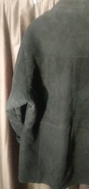 羊毛皮ムートン 濃い緑系 内側は黒 リアルムートン 東欧商会 ブルガリア製 2つボタンムートンハーフコート LL_画像7
