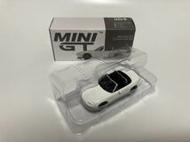 ＜1/64 MINI-GT＞ #304 Mazda Miata MX-5 (NA) Tuned Version RHD マツダ ミアータ_画像1