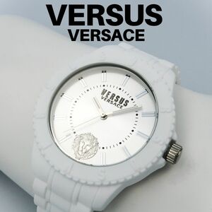 VERSUS VERSACE　ヴェルサーチ 腕時計　ホワイト　VSPOY6321