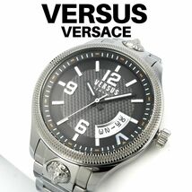 VERSUS VERSACE　ヴェルサーチ 腕時計　シルバー　VSPVT0520_画像1