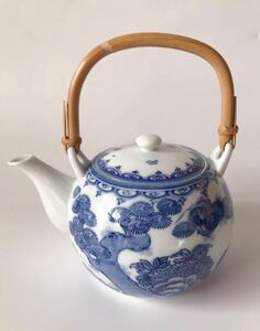 【勇】三川内焼/急須 /茶器 /十四代/平戸松山作/献上唐子