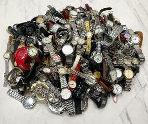CASIO カシオ SEIKOセイコー 時計 腕時計 大量 まとめ売り 160本 以上 約7.2 kg ゴールド シルバー カラー 現状 ブランド オススメ