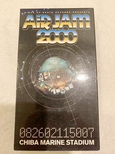 ［VHS]AIR JAM 2000 Hi-STANDARDハイスタンダード 『AIR JAM 2000』の映像を収録。 ■定価4800円■135分収録