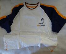 ルフトハンザ　2006年サッカーワールドカップロゴのTシャツ（ドイツのMサイズ未使用品　シミあり）_画像1