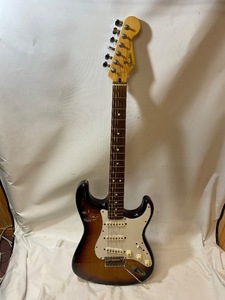 u52362　中古　フェンダージャパン　ST45 Stratocaster 点減り有 打ち傷あり