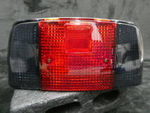 ＣＢＸ４００Ｆ　テールライト　赤×黒/純正タイプ CBX550F NC07 PC04 外装 テールユニット テールランプ メッキ レンズ ノーマル ジェイド_画像2