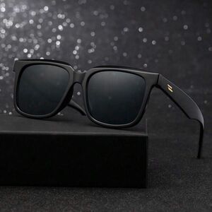 【新品】 サングラス　 紫外線カット　メンズ　レディース　 ブラック　UVカット BLK