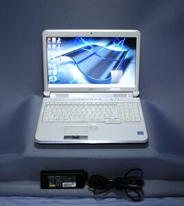 早い者勝！富士通LIFEBOOK AHシリーズFMVA77CW/i7-クワッドコア/SSD 480GB /ブルーレイi/Microsoft Office 365　