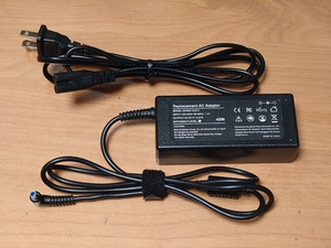 送料無料！(AC11) ノートPC用ACアダプタ Model:SK90A195231☆出力:DC19.5V/2.31A☆中古