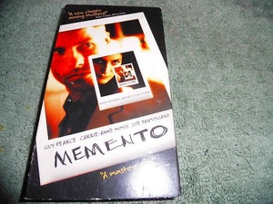 Y175 ビデオ Memento メメント A masterpiece 記憶力 ジグゾーパズル 海外版(輸入版)　113分 