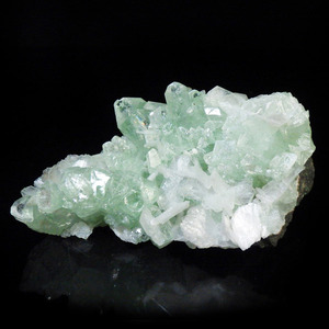 グリーンアポフィライト 原石 インド産 魚眼石 天然石 パワーストーン 鉱物 結晶
