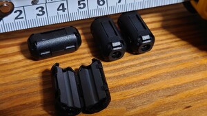 フェライトコア　25mm×13mm　内径3.5Φ　8個セット