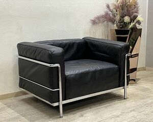 Cassina カッシーナ LC3 黒本革ソファ 約120万円 ル・コルビジェ 最高級ソファ 幅99 高62cm Le Corbusier 1人掛ソファ シングルソファ 1P