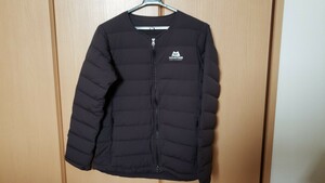 MOUNTAIN EQUIPMENT マウンテンィップメント ダウン M 黒 アウトドア キャンプ インナー 軽量　おしゃれ　女性用　