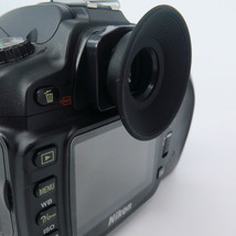 Nikon D70です！