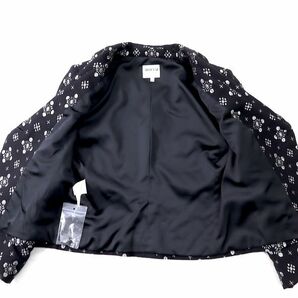 3-ZK046【美品】アルマーニコレツィオーニ ARMANI COLLEZIONI 高級ライン ウール ジャケット ブラック シルバー 柄 42 レディースの画像4