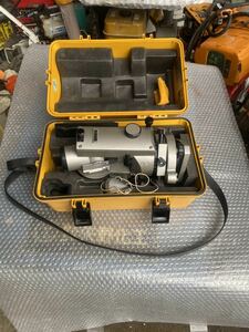 TOPCON THEODOLITE TL-20P (動作未確認品）